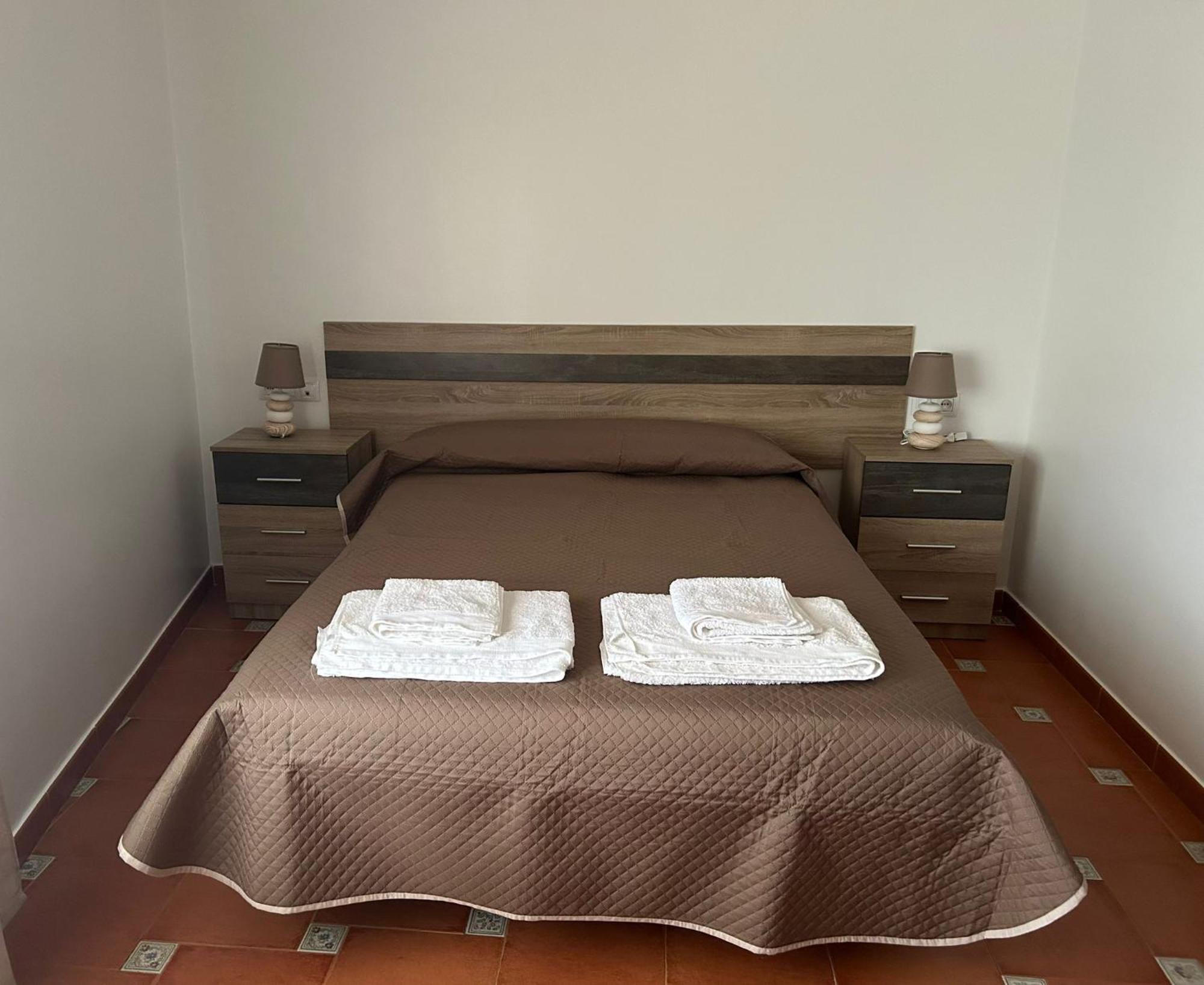Duplex En San Bartolome De La Torre Villa Екстериор снимка